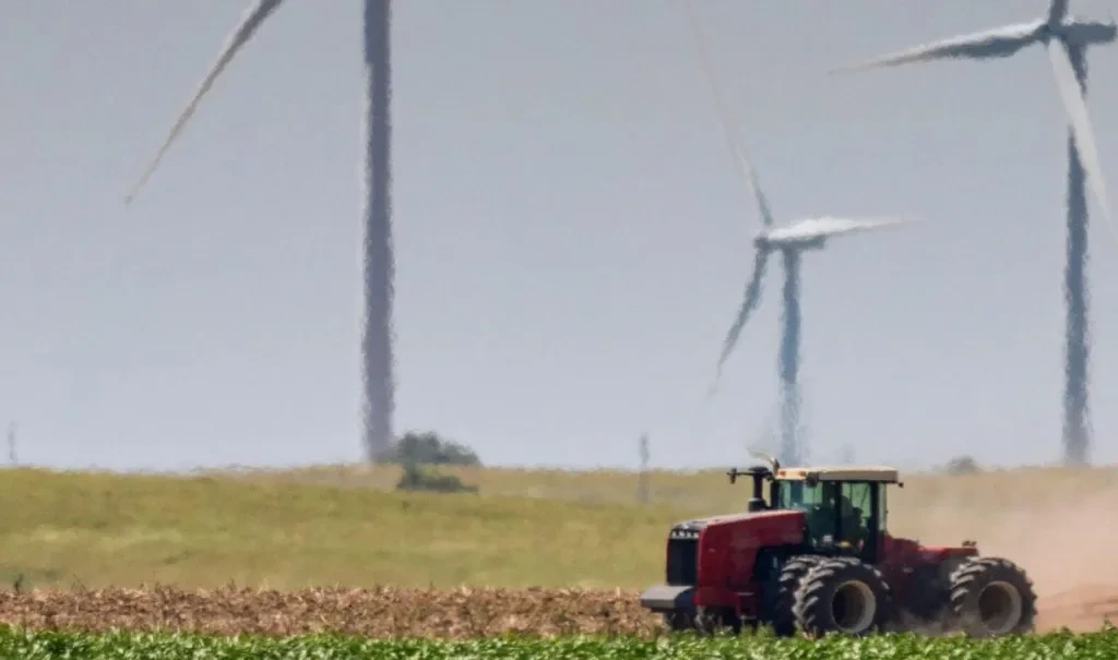 american-farmer-windmills.png
